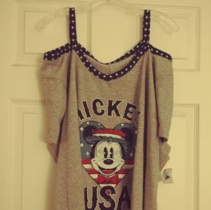 Cold-Shoulder Mickey America t-shirt